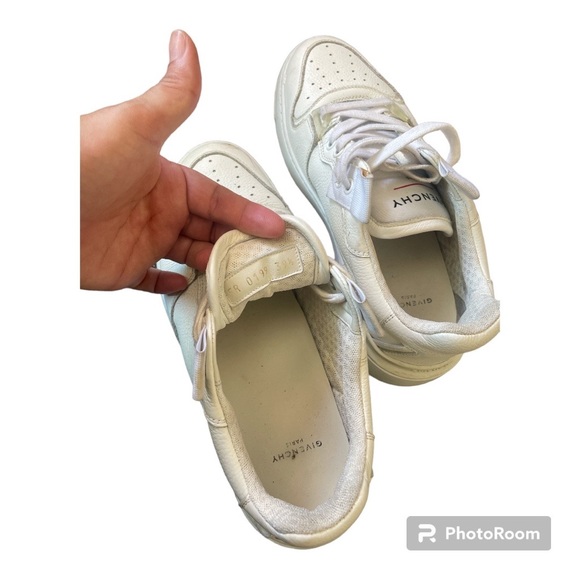 GIVENCHY White Wing Low Sneakers - Picture 2 of 5